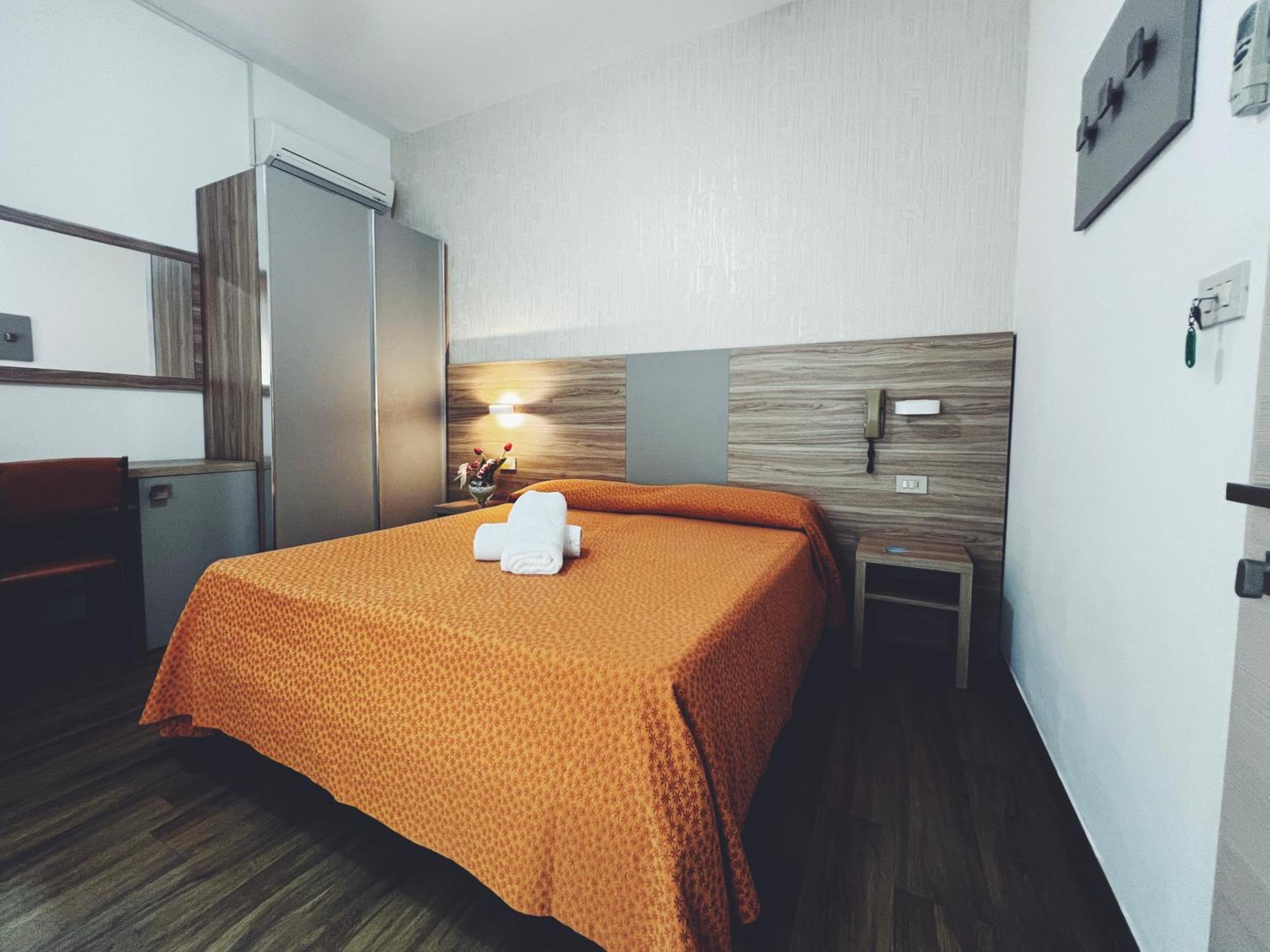 Hotel Ramona Rimini Exterior photo