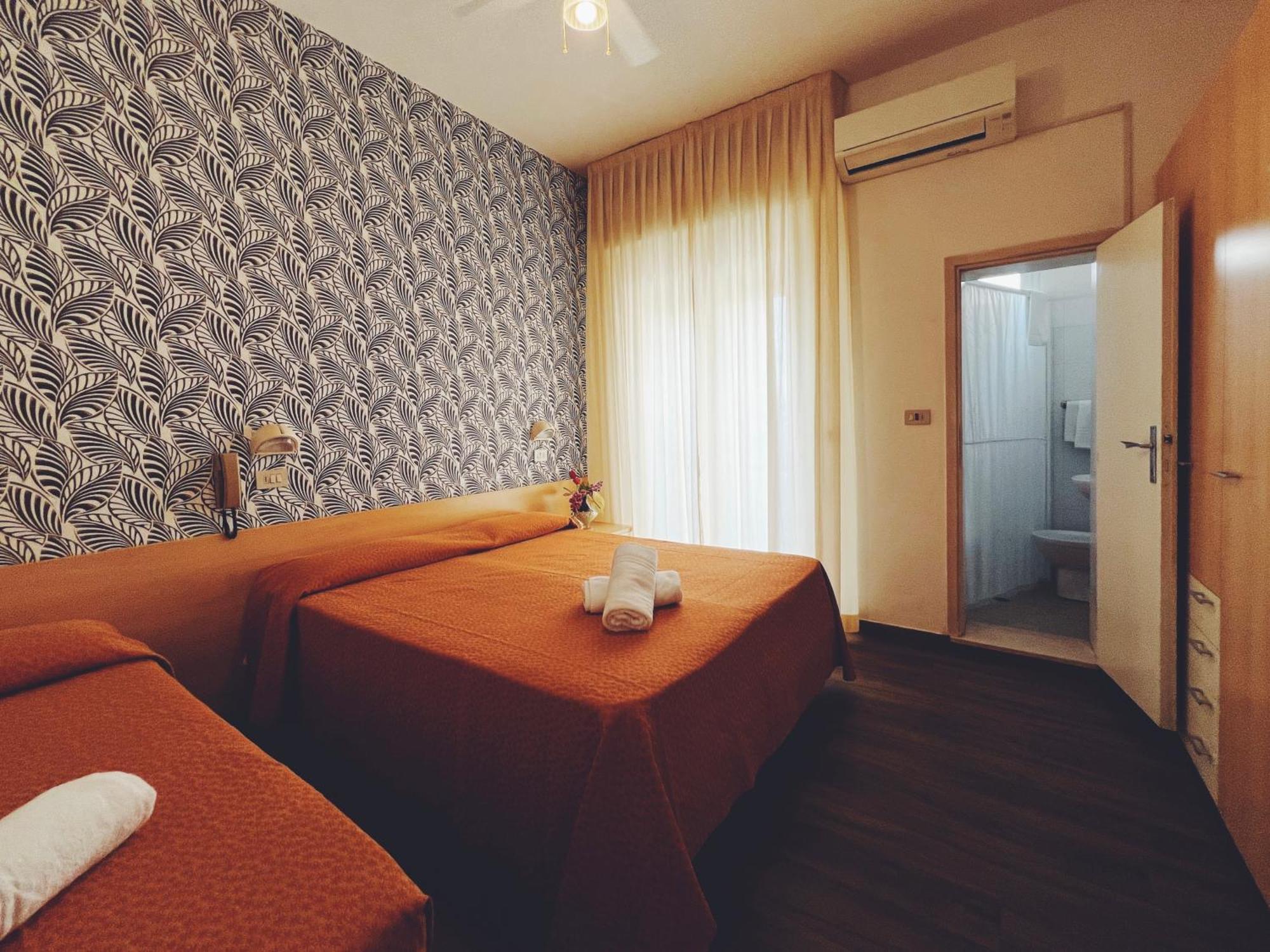 Hotel Ramona Rimini Exterior photo